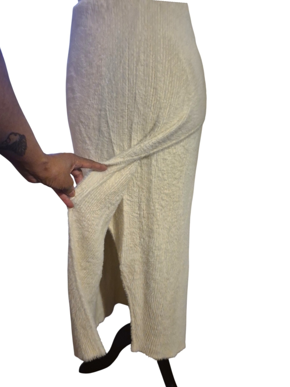 Express Fuzzy Fur Midi Ivory Pencil Skirt Sz L - Picture 5 of 9